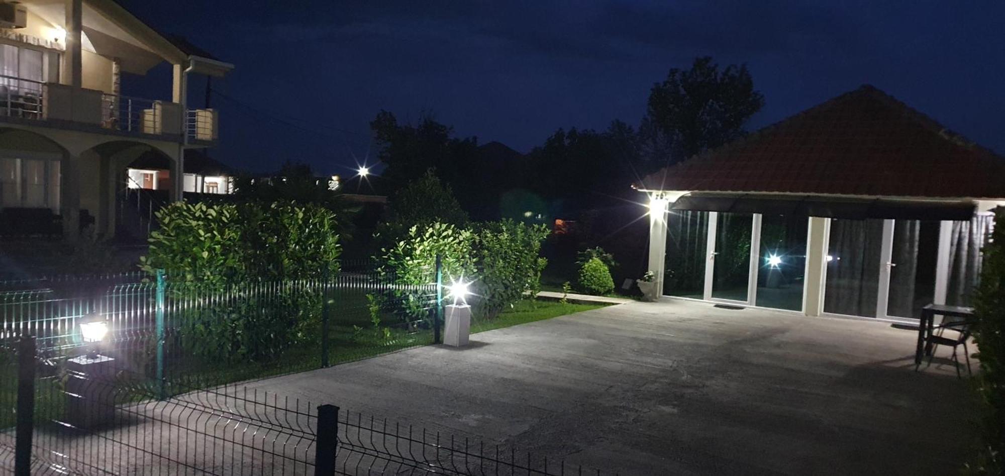 Cozzy Apartment Near The Aiport Podgorica Mitrovici  Bagian luar foto